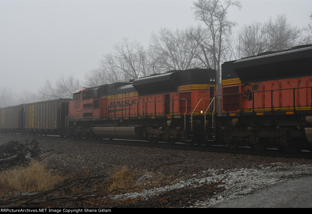 BNSF 8521 Roster shot